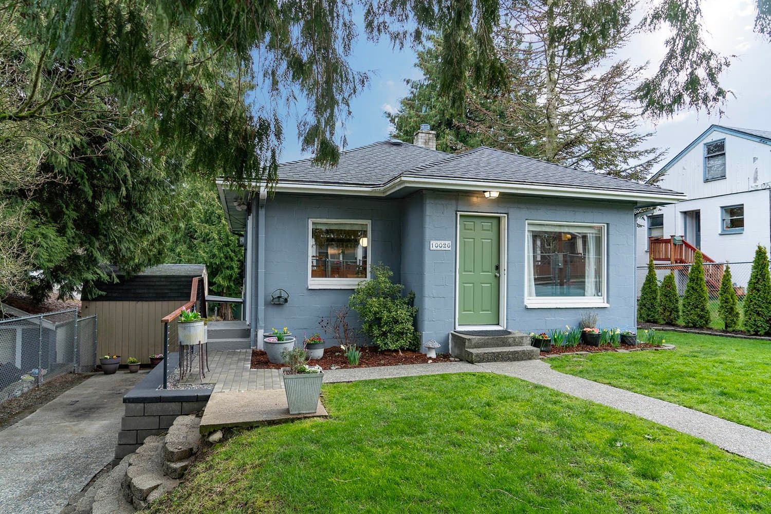 JUST LISTED | White Center Home